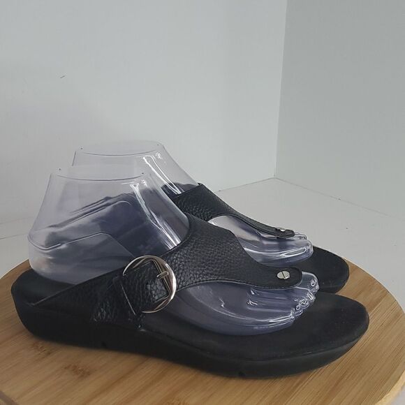 Aerosoles Women's Black Platform Sandal T Strap Toe Post Size 9W - Picture 1 of 10